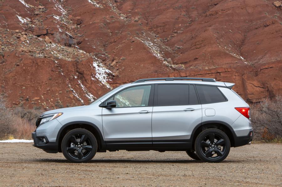 Honda Passport 2019 года  (фото 35 из 53)